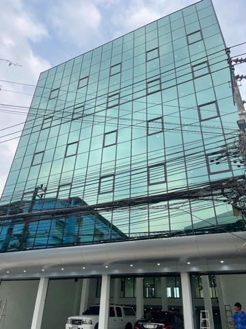 ขายอาคารสำนักงาน 6 ชั้น (รีโนเวทใหม่) ซอยลาดพร้าว 87 (รถไฟฟ้า 200 ขายอาคารสำนักงาน 6 ชั้น (รีโนเวทใหม่) ซอยลาดพร้าว 87 (รถไฟฟ้า 200