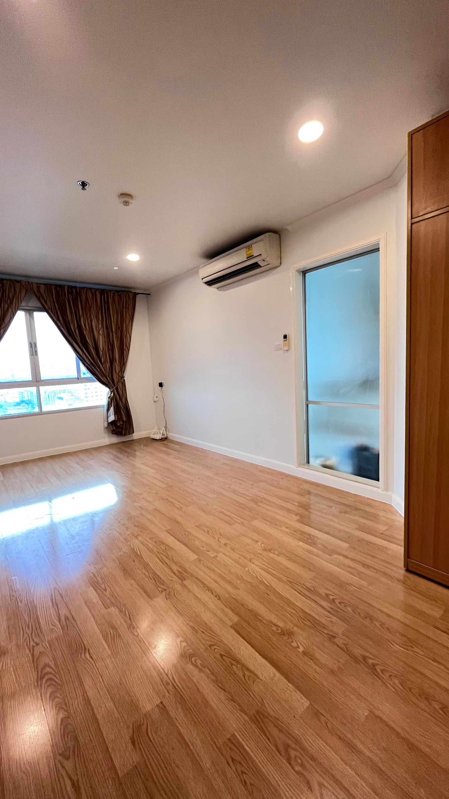 ��ҧö俿�� 100 ���� ��ҹ��