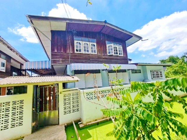 ��л��ᴧ ��ҹ�� 2 ��� �ҧ������ ����ú �ʹ��觡�ا෾