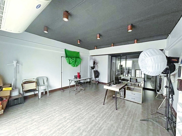 �آ���Է �ͧ���� �͡��� �١ ������ Studio ���� �Ϳ��� 3��� 240�