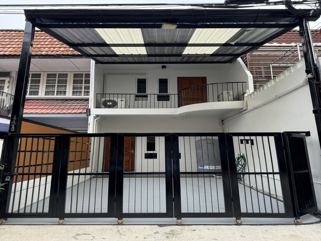 ��·�ǹ�����������Ƿ���� �آ���Է 16 �¡��ȡ  ��� BTS ��� MRT