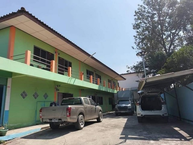 ขายหอพัก2ชั้น นาป่า อมตะชลบุรี ขายหอพัก2ชั้น นาป่า อมตะชลบุรี