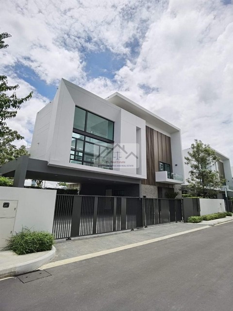 ขายบ้านเดี่ยวหรู 3 ชั้น 102 ตรว. 4 นอน นันทวัน พระราม 9-ศรีนครินท ขายบ้านเดี่ยวหรู 3 ชั้น 102 ตรว. 4 นอน นันทวัน พระราม 9-ศรีนครินท