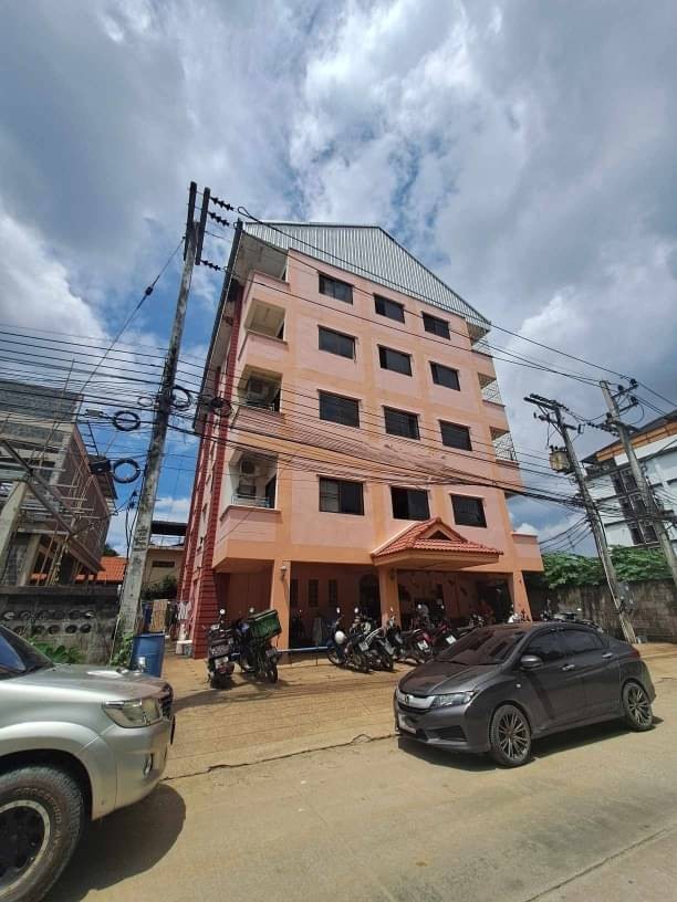 โซนศรีปิงเมือง ขาย 25 ล้าน 106 ตรว. หอพัก 5 ชั้น 53 ห้อง ผู้เช่าเ โซนศรีปิงเมือง ขาย 25 ล้าน 106 ตรว. หอพัก 5 ชั้น 53 ห้อง ผู้เช่าเ