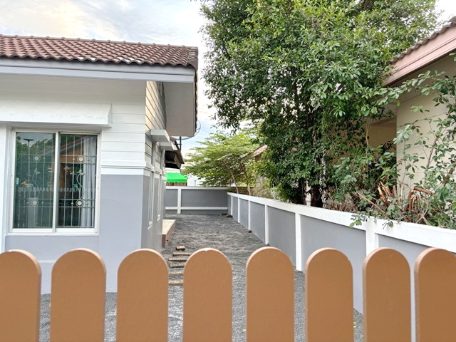 �����Ҥ���ʹ� 3�͹ 70���.�Դ�Ѻ 7-11  ��. �Ѵ����� 2.7 ��. 