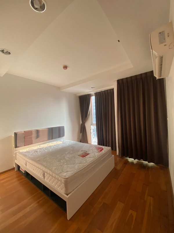 ��´�ǹ �ç��� Abstracts Phahonyothin Park ��� BTS ����¡�Ҵ����� ���������ú ��Ңͧ����ͧ �� 0814958956