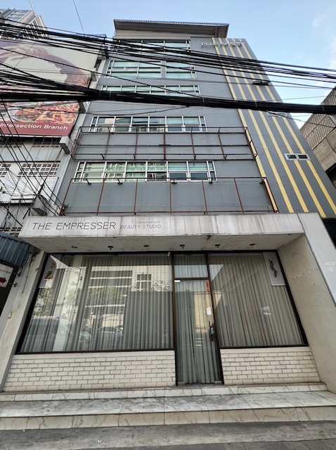 BH3556 ให้เช่าอาคารสำนักงาน 6 ชั้น ทำเลอโศก-ดินแดง ใจกลางเมือง BH3556 ให้เช่าอาคารสำนักงาน 6 ชั้น ทำเลอโศก-ดินแดง ใจกลางเมือง