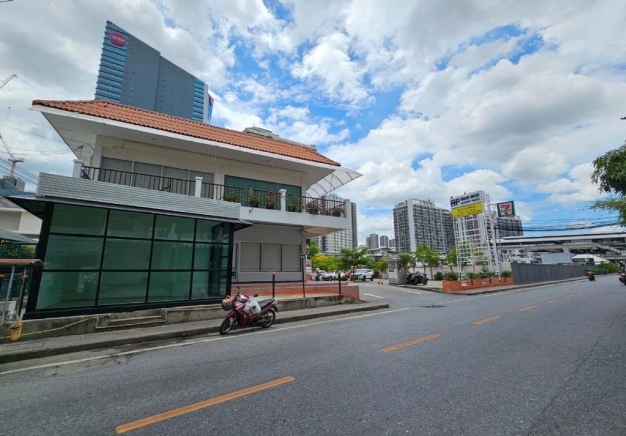 ให้เช่าพื้นที่หน้าร้าน โชว์รูม สำนักงาน สุขุมวิท66 ใกล้ BTS อุดม ให้เช่าพื้นที่หน้าร้าน โชว์รูม สำนักงาน สุขุมวิท66 ใกล้ BTS อุดม