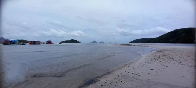 ขายที่ดินติดริมทะเลเลียบชายหาด วิวสวย บรรยากาศสวย ขายที่ดินติดริมทะเลเลียบชายหาด วิวสวย บรรยากาศสวย