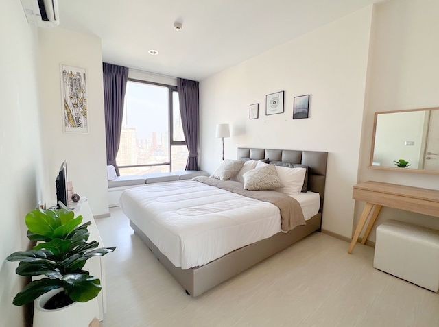 Rhythm Sukhumvit 42 safe Rhythm Sukhumvit 42 safe
