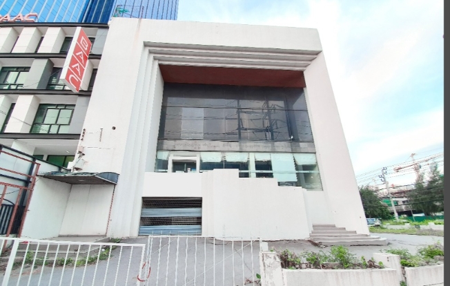ให้เช่าอาคารพื้นที่สำนักงาน Infinite Tower ติดถนนบางนา-ศรีนครินทร ให้เช่าอาคารพื้นที่สำนักงาน Infinite Tower ติดถนนบางนา-ศรีนครินทร