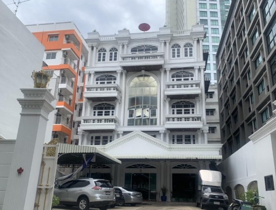 ให้เช่า อาคารสำนักงาน 6 ชั้น เจริญนคร ใกล้BTSย่านกรุงธนบุรี ให้เช่า อาคารสำนักงาน 6 ชั้น เจริญนคร ใกล้BTSย่านกรุงธนบุรี