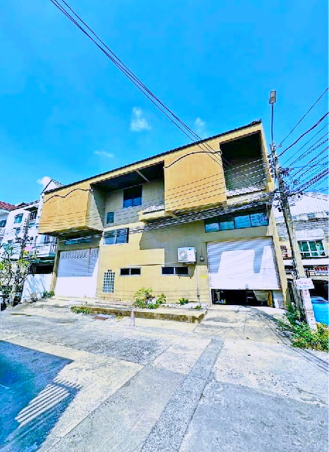 ซ.ลาดพร้าววังหิน 4-12 MRT โชคชัย 4 1กม. อาคาร 2 ชั้น 2คูหาตีทะลุ ซ.ลาดพร้าววังหิน 4-12 MRT โชคชัย 4 1กม. อาคาร 2 ชั้น 2คูหาตีทะลุ