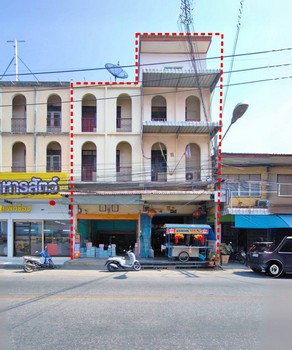 ขายตึกแถว 2 คูหา (ร้านเฮียกิมนมสด) เยื้องโรงแรมลาพาโลมา ใกล้ รพ.พ ขายตึกแถว 2 คูหา (ร้านเฮียกิมนมสด) เยื้องโรงแรมลาพาโลมา ใกล้ รพ.พ
