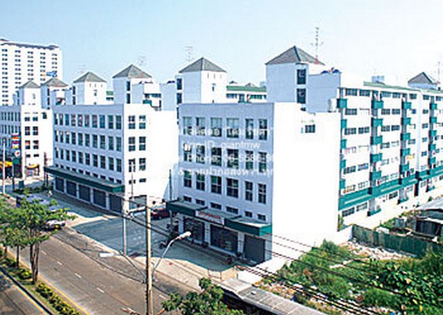 ��¤͹� ����Թ� ������ �λ����Ź�� (Lumpini Center Happyland)