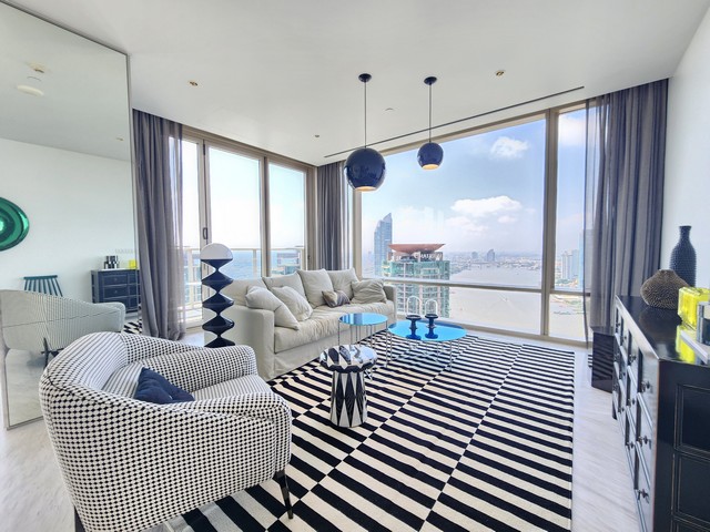 Four Seasons Private Residences - BTS Saphan Taksin Four Seasons Private Residences - BTS Saphan Taksin