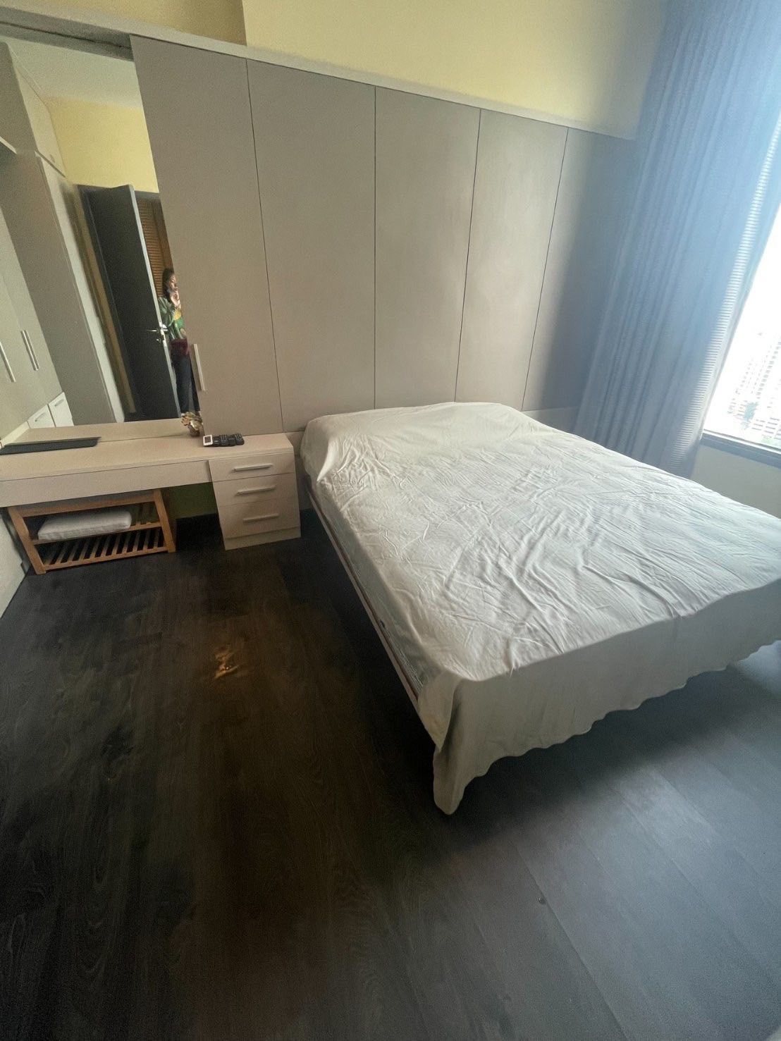 Edge 23 safe nice view