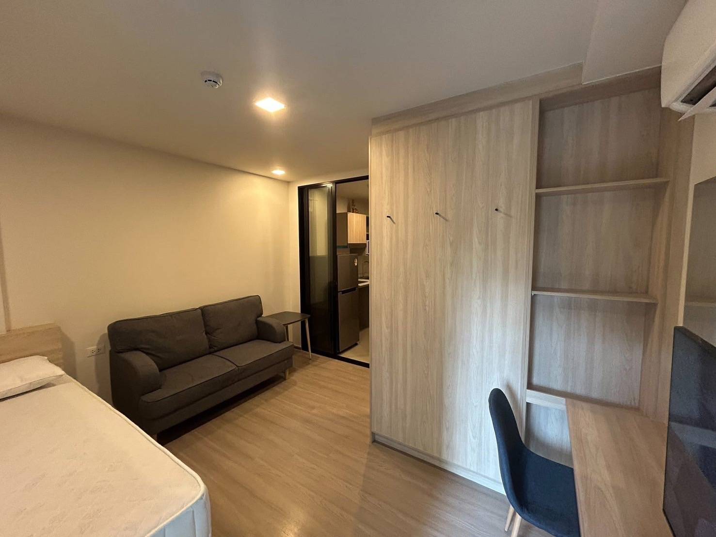 🏡�����Ҥ͹� ��� �ٿ �ҧ� The Muve Bangkhae