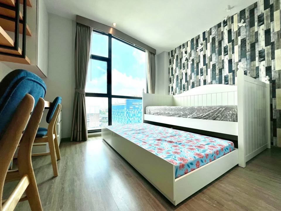 Rhythm Ekamai safe clean