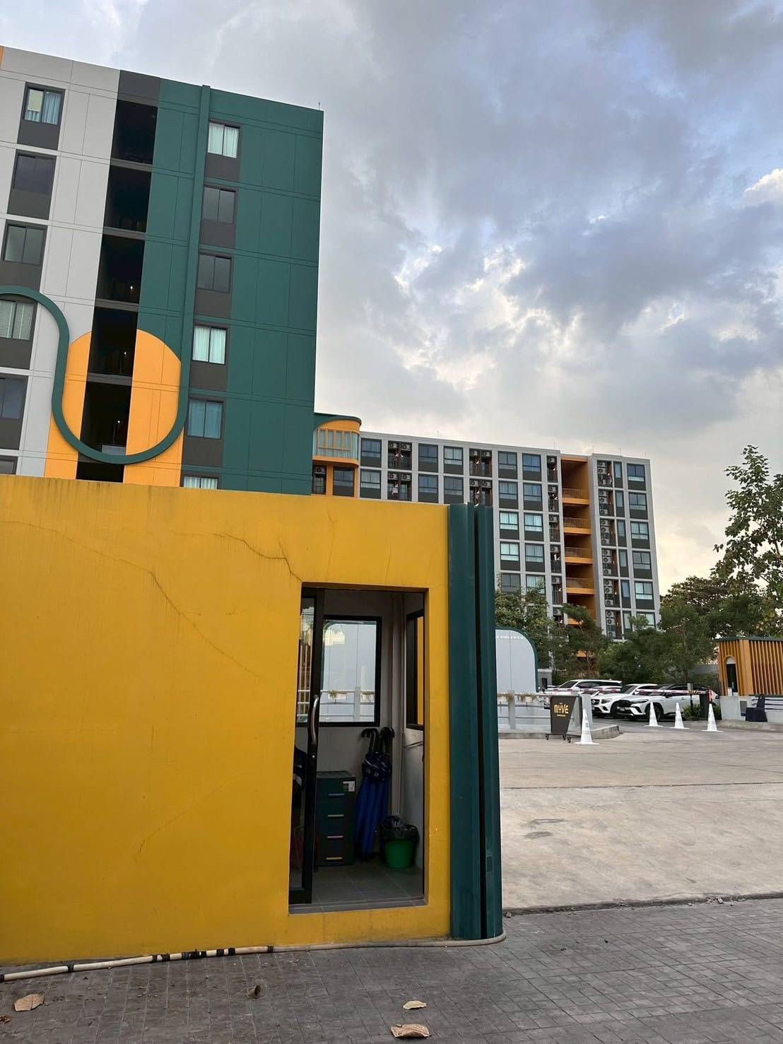 �����Ҥ͹� ��� �ٿ �ҧ� ��� 9,000 �ҷ 35 ��.�. ��� 3