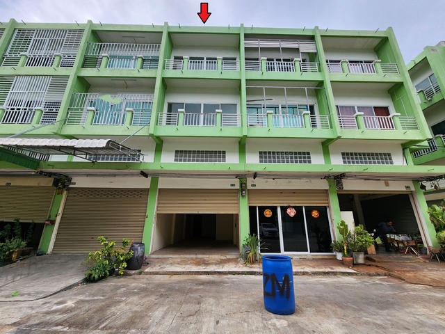 ให้เช่า ตึกแถว 3 ชั้นครึ่ง ซอย เทียนทะเล 20 ให้เช่า ตึกแถว 3 ชั้นครึ่ง ซอย เทียนทะเล 20