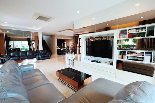 ขายบ้านเดี่ยว2ชั้น โครงการแกรนด์บางกอก บูเลอวาร์ด สาทร แปลงมุม ถน ขายบ้านเดี่ยว2ชั้น โครงการแกรนด์บางกอก บูเลอวาร์ด สาทร แปลงมุม ถน