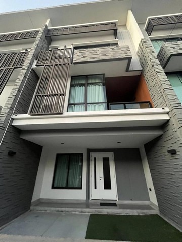 ให้เช่าทาวโฮม 3 ชั้น 21 ตร.ว. Plex residence ถนนเกษตร-นวมินทร์ ให้เช่าทาวโฮม 3 ชั้น 21 ตร.ว. Plex residence ถนนเกษตร-นวมินทร์