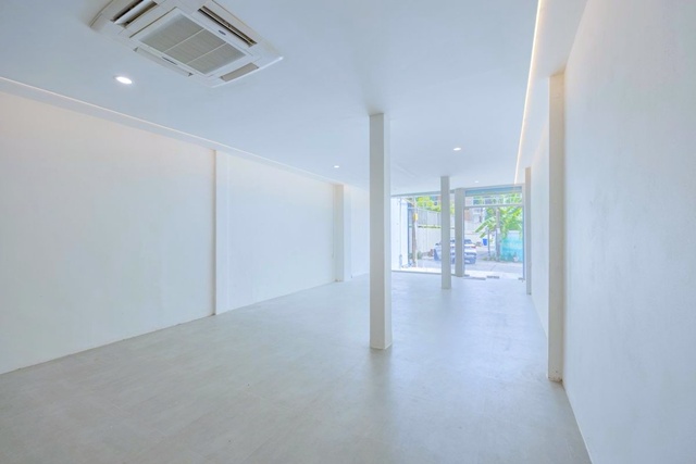 ��ҹ����� 2.5 ���  �ͧ���� BTS�͡��� 499�  37 ��.��. �ͧ�� �����