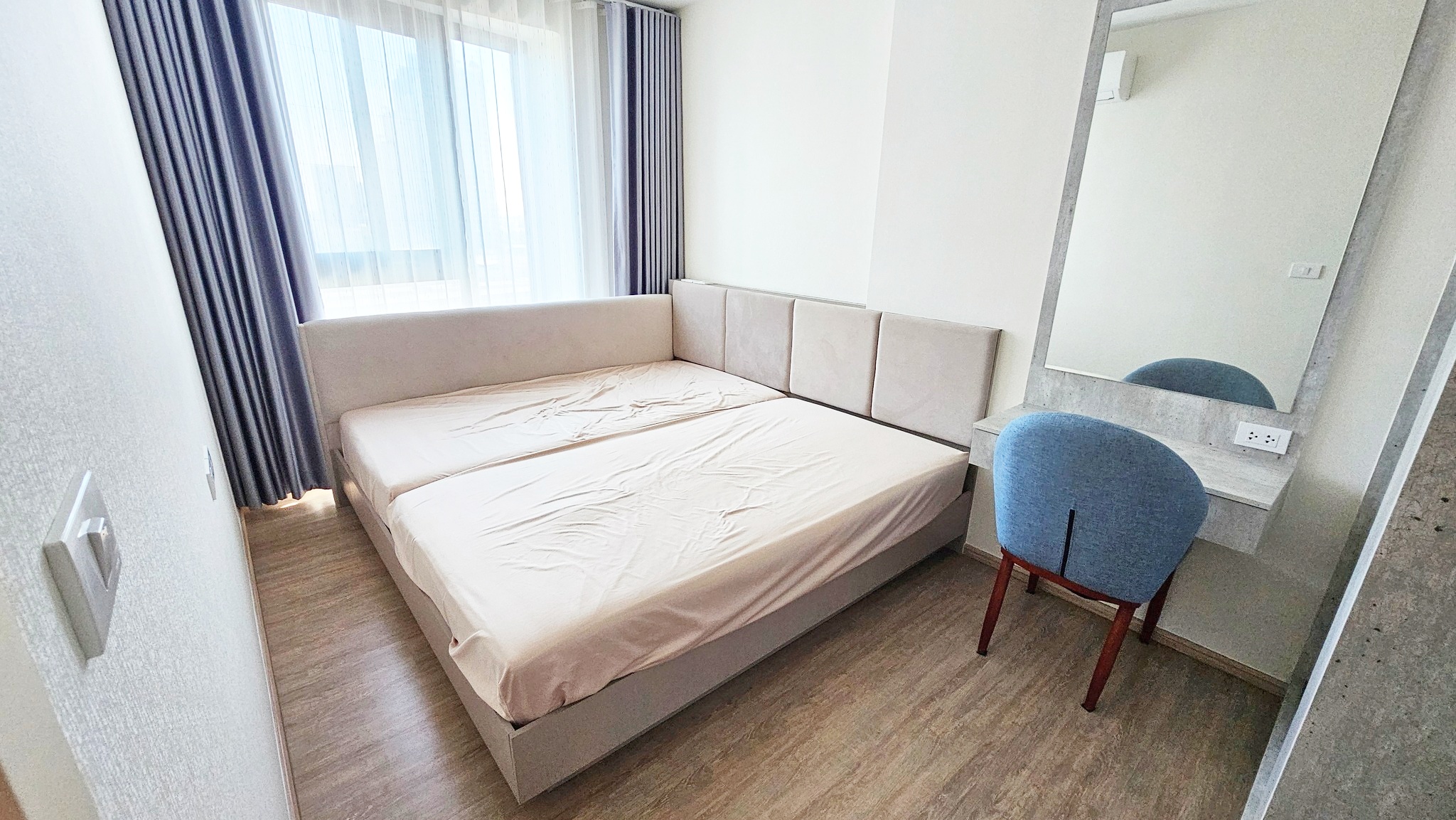 ������ �͹� Ken Attitude �ѵ�Ҹ�����  ��� MRT �оҹ��й����