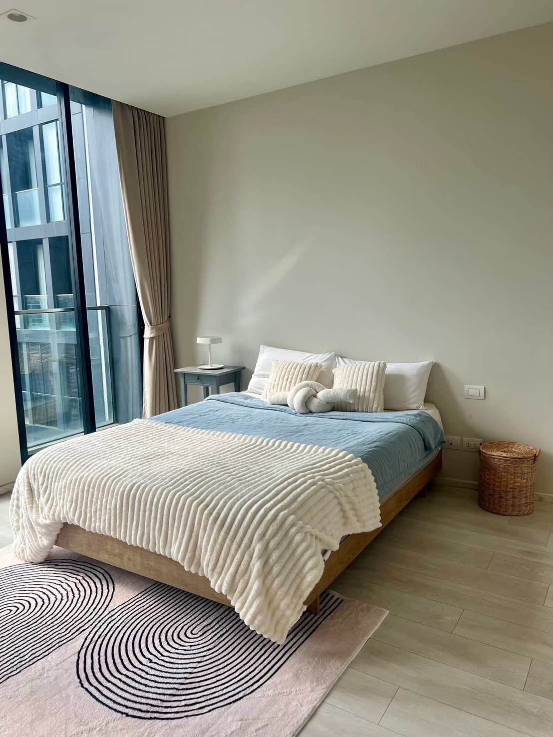 Noble Ploenchit 35th floor