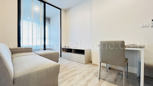 Ŵ�Ҥ� �͹� �Ԫ ��� ���� �໫ �ҧ�� ��������� �ҤҶ١�ҡ