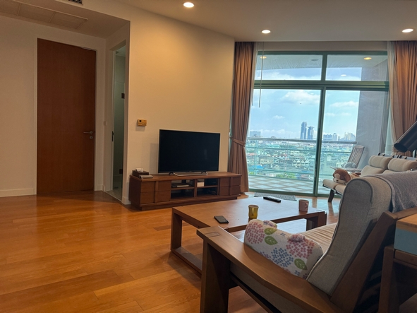 ให้เช่า คอนโดชาเทรียม 2 นอน 127 ตรม. Built-In ครบ ให้เช่า คอนโดชาเทรียม 2 นอน 127 ตรม. Built-In ครบ