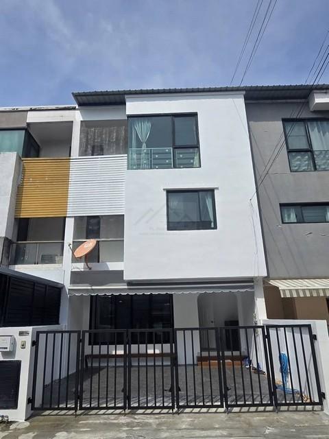 ให้เช่าทาวน์โฮม 3 ชั้น 182 ตรม. สารินวิซ สุขุมวิท 107 แบริ่ง 22 ให้เช่าทาวน์โฮม 3 ชั้น 182 ตรม. สารินวิซ สุขุมวิท 107 แบริ่ง 22