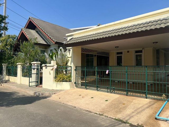 คุ้มสุดๆ ขาย 5.5 ล้าน สันกำแพง บ้านเนื้อที่กว้าง บรรยากาศดี คุ้มสุดๆ ขาย 5.5 ล้าน สันกำแพง บ้านเนื้อที่กว้าง บรรยากาศดี