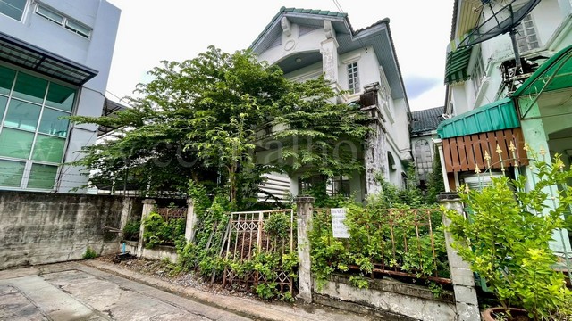 ทาวน์เฮ้าส์ นันทนาการ์เด้น ซอยบางปลา 22 บางพลี สมุทรปราการ  ทาวน์เฮ้าส์ นันทนาการ์เด้น ซอยบางปลา 22 บางพลี สมุทรปราการ