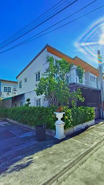 BTS ตลาดพลู 4.5 กม. สุขสวัสดิ์ 30 ทาวน์เฮาส์ 2ชั้น หัวมุม 25 ตร.ว BTS ตลาดพลู 4.5 กม. สุขสวัสดิ์ 30 ทาวน์เฮาส์ 2ชั้น หัวมุม 25 ตร.ว