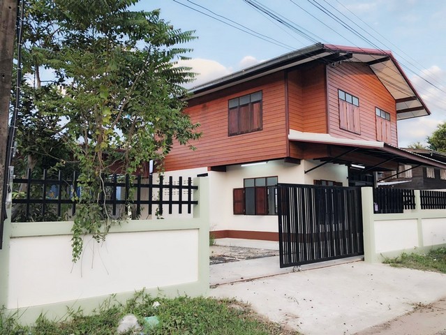 ขายบ้านเดี่ยวนางรอง บุรีรัมย์ 76 ตร.ว. ราคา 2.5 ลบ.พร้อมอยู่ ขายบ้านเดี่ยวนางรอง บุรีรัมย์ 76 ตร.ว. ราคา 2.5 ลบ.พร้อมอยู่