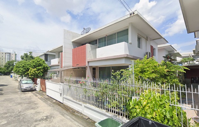 พร้อมเฟอร์ฯครบ 3นอน ตลาดเคหะบางพลี บ้าน 2ชั้น 38ตร,ม.ตลาดใจโต300 พร้อมเฟอร์ฯครบ 3นอน ตลาดเคหะบางพลี บ้าน 2ชั้น 38ตร,ม.ตลาดใจโต300