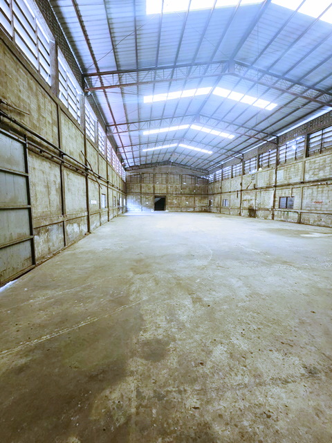 ประชาอุทิศ-บางครุ รถเทเลอร์ 18 ล้อเข้าได้ โกดัง+อาคาร2ชัั้น 600ตร ประชาอุทิศ-บางครุ รถเทเลอร์ 18 ล้อเข้าได้ โกดัง+อาคาร2ชัั้น 600ตร