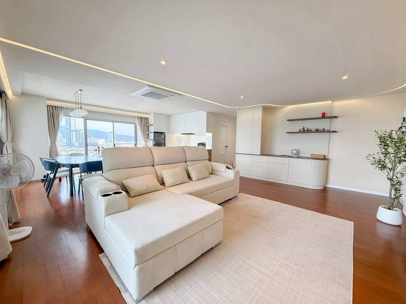 ให้เช่าคอนโดศรีราชา ตกแต่งหรู่ 3 ระเบียง ศรีราชาเบย์วิว ใกล้สุขมว ให้เช่าคอนโดศรีราชา ตกแต่งหรู่ 3 ระเบียง ศรีราชาเบย์วิว ใกล้สุขมว