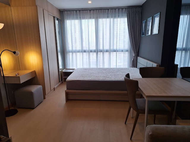 Ideo O2 nice clean 21st floor