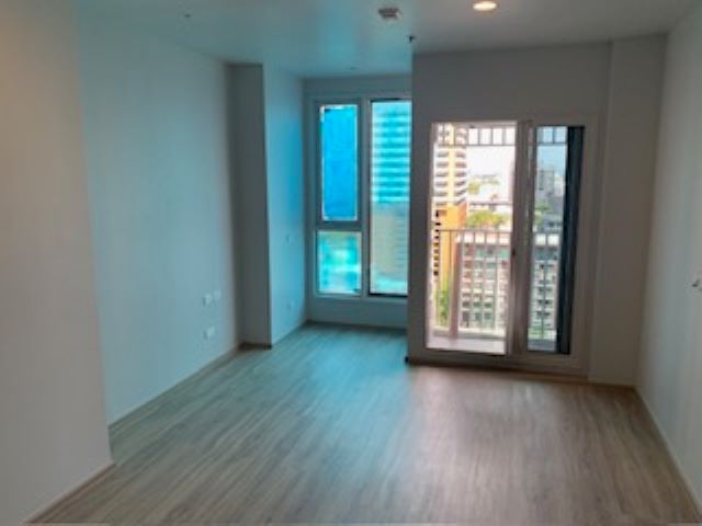 CM04351 ��´�ǹ� �͹� ������� �ͧ���� Culture Thonglor �͹������� ����آ���Է 59 ����آ���Է