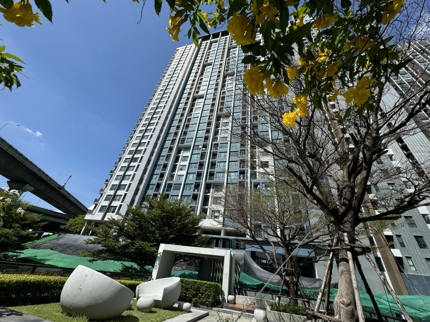 ��¤͹�The Base Rama9��Ҵ25.89���.1�͹ 1��� ��������ú��������