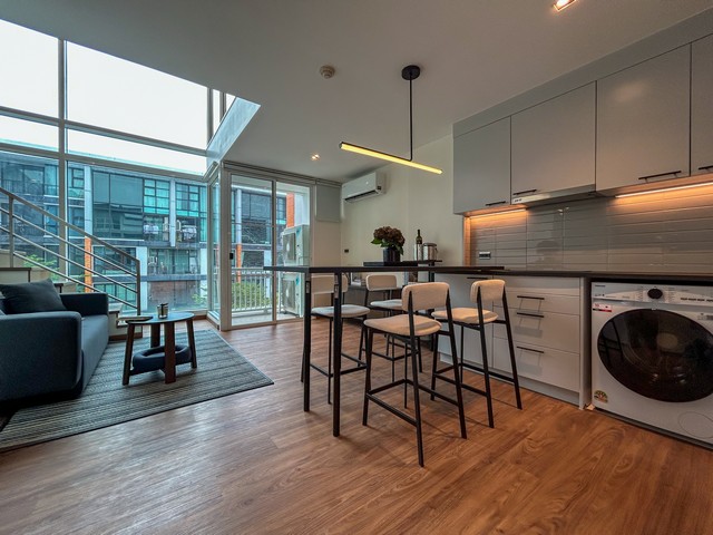 ��¤͹� Duplex �͡��� ����Ƿ���� D65 Sukhumvit65