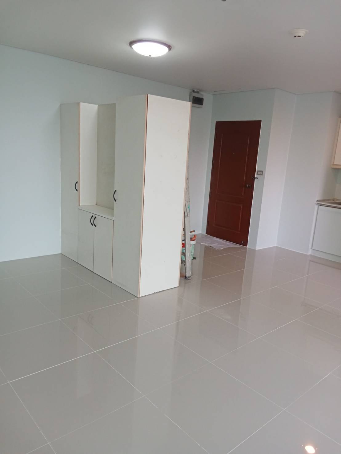 ��������Ҥ͹�����Թ� ������� ��ا෾ 40 ���. �Ҥ� 6.7 ��ҹ�ҷ ������ 18,000 �ҷ �����͹