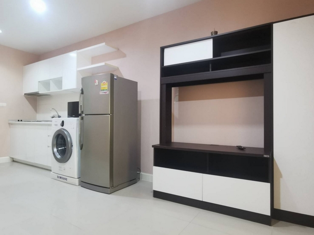 ให้เช่า คอนโด เมโทรพาร์คสาทร เฟส 3 ชั้น 5 ให้เช่า คอนโด เมโทรพาร์คสาทร เฟส 3 ชั้น 5