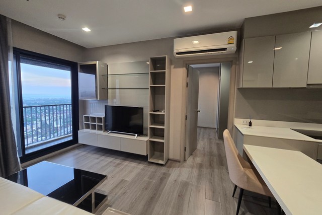 ให้เช่า คอนโด พร้อมอยู่ ริมแม่น้ำ เจ้าพระยา ห้องกว้างมาก ให้เช่า คอนโด พร้อมอยู่ ริมแม่น้ำ เจ้าพระยา ห้องกว้างมาก