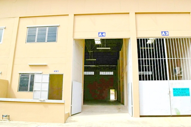 ซ.พรประภานิมิต 15-25 วัดหนองปรือ 1.5กม. ให้เช่าโกดัง 250-500 ตร. ซ.พรประภานิมิต 15-25 วัดหนองปรือ 1.5กม. ให้เช่าโกดัง 250-500 ตร.