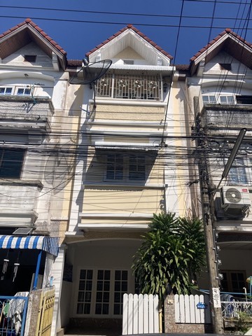 ให้เช่าทาวโฮม3 ชั้น โครงการ หมู่บ้านพิบูลย์ลาดพร้าว101 แยก48 ให้เช่าทาวโฮม3 ชั้น โครงการ หมู่บ้านพิบูลย์ลาดพร้าว101 แยก48