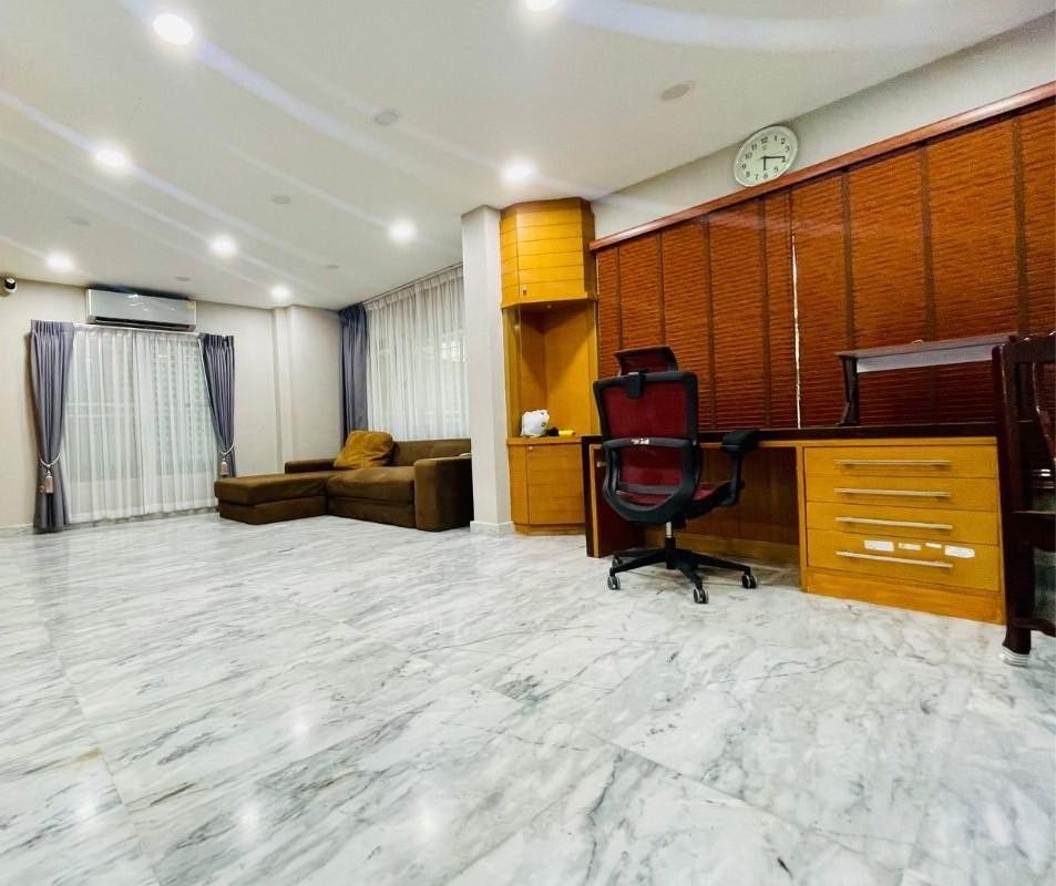 �����Һ�ҹ 2 ��� ��ҹ⪤��� 4-�ѧ�Թ ����繷����ʵ������ʷ��